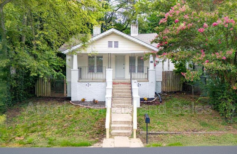 411 James Ave in Knoxville, TN - Foto de edificio