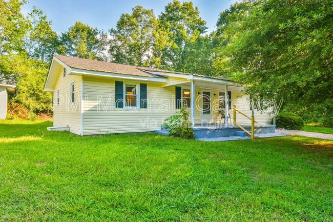 8358 GA-254 in Cleveland, GA - Building Photo - Building Photo
