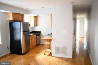 608 Jefferson St NE-Unit -103 in Washington, DC - Building Photo - Building Photo