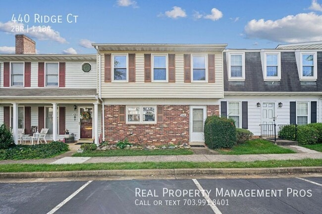 property at 440 Ridge Ct