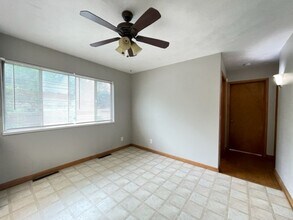 1071-1075 W Main St in Ashland, OH - Building Photo - Building Photo