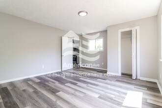465 Montana Ave in Pontiac, MI - Building Photo - Building Photo