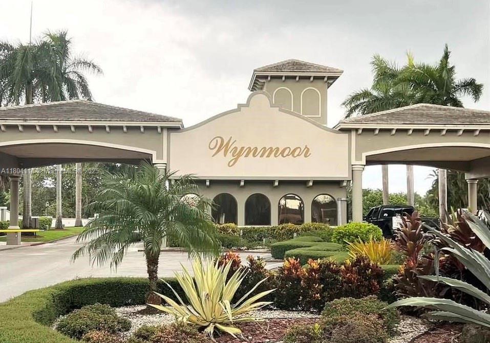 2002 Granada Dr in Coconut Creek, FL - Building Photo