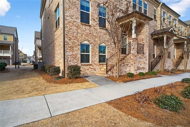 3960 Redwood Dr in Cumming, GA - Building Photo - Building Photo