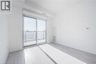 55 Duke St W in Kitchener, ON - Building Photo - Building Photo