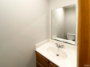 2344 E Winding Brook Cir in Bloomington, IN - Building Photo - Building Photo