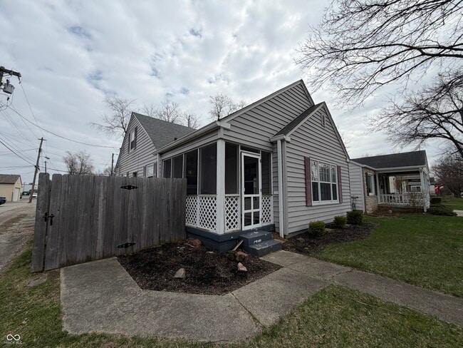 6191 Crittenden Ave in Indianapolis, IN - Building Photo - Building Photo