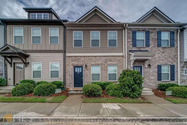 property at 882 Ambient Way SW