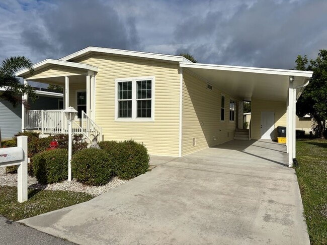 4185 74th St N in West Palm Beach, FL - Building Photo - Building Photo