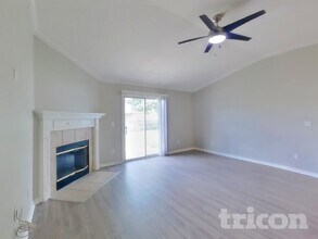 3208 Ginny Lake Dr in Middleburg, FL - Building Photo - Building Photo