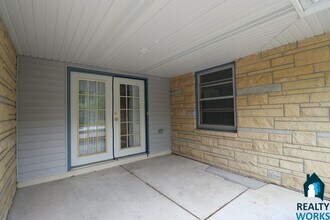 3330 S 33rd St in Lincoln, NE - Building Photo - Building Photo