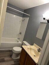 3312 Sablewood Dr, Unit 1 in Rockford, IL - Building Photo - Building Photo