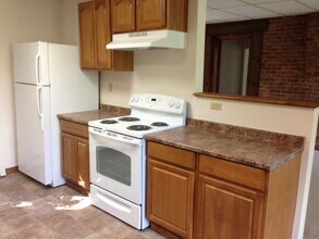 2130 Avon Geneseo Rd in Caledonia, NY - Foto de edificio - Building Photo