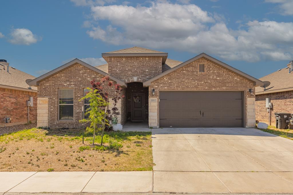 1002 E 93rd St in Odessa, TX - Building Photo