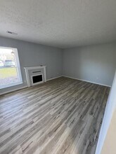 21 Johnny Appleseed Ct in Cincinnati, OH - Building Photo - Building Photo