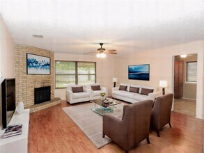 1415 Lance Way in Austin, TX - Building Photo - Building Photo