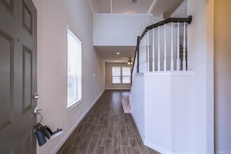 16009 Canberra Trail in Austin, TX - Building Photo - Building Photo