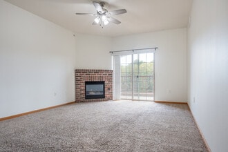 Stratford Place Luxury Apartments in Baraboo, WI - Foto de edificio - Interior Photo