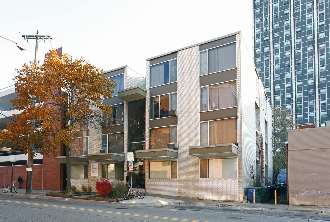 543 Church St in Ann Arbor, MI - Foto de edificio