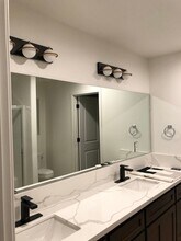 1833 Dry Creek Ct in Merced, CA - Building Photo - Building Photo