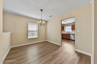 1984 Mary St in Atlantic Beach, FL - Building Photo - Building Photo