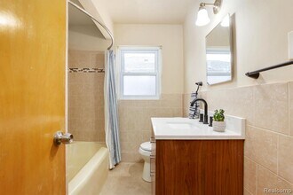 22780 Courtland Ave in Eastpointe, MI - Building Photo - Building Photo