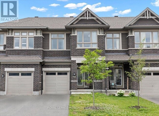 property at 728 Capricorn Cir