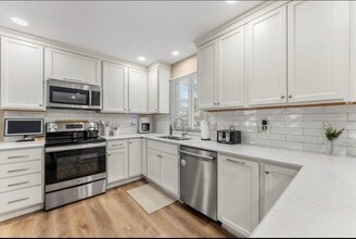 408 Weathering Dr in Mahomet, IL - Building Photo - Building Photo