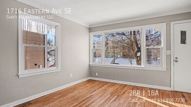 1716 Eastern Ave SE in Grand Rapids, MI - Building Photo - Building Photo