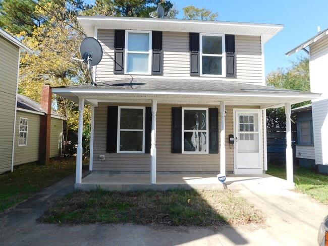 property at 305 S Dyer St