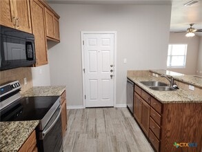 332 Arnold Dr in Belton, TX - Building Photo - Building Photo
