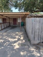2000 Bahama Dr in Seabrook, TX - Building Photo - Building Photo