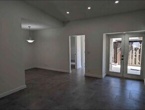 1504 Waterview Cir in Palm Springs, FL - Building Photo - Building Photo