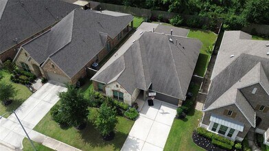 9327 Victory Cyn Ln in Tomball, TX - Building Photo - Building Photo