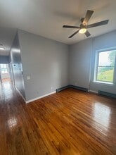 109 Montgomery St in Newburgh, NY - Building Photo - Building Photo