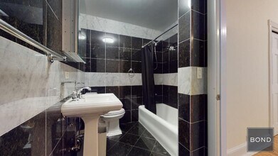 166 Second Avenue in New York, NY - Building Photo - Building Photo