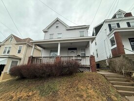 11 Lelia St in Pittsburgh, PA - Building Photo