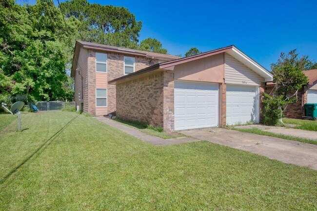 702 Terrance Ct in Fort Walton Beach, FL - Building Photo - Building Photo