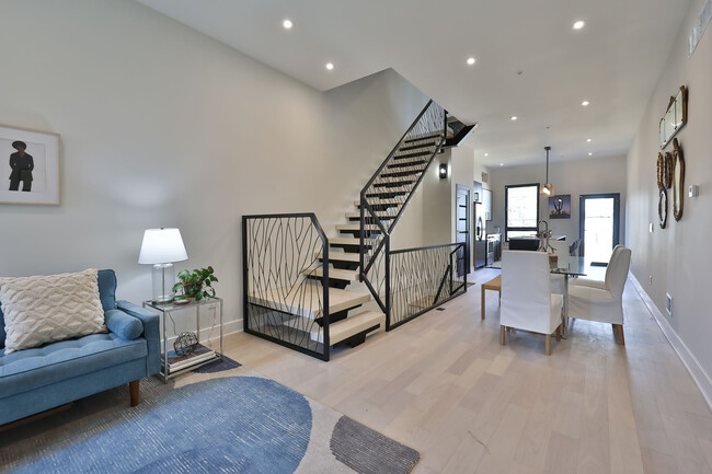 2541 Turner St in Philadelphia, PA - Building Photo - Building Photo