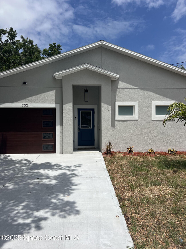 property at 702 Shady Ln