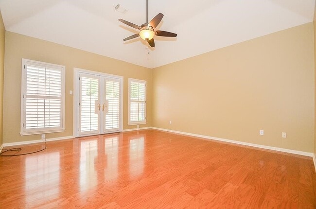 46 Grants Lake Cir