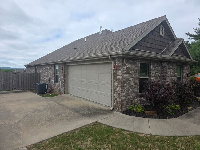 3527 Weir Rd in Fayetteville, AR - Building Photo - Building Photo