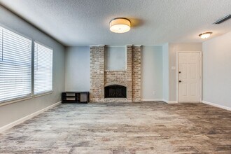 4334 Leatherwood Ln in Garland, TX - Building Photo - Building Photo