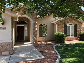 2349 S 240 W in Washington, UT - Building Photo - Building Photo