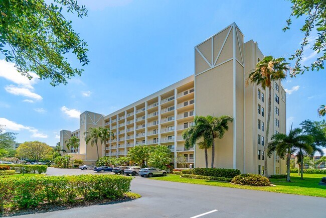 property at 7290 Kinghurst Dr