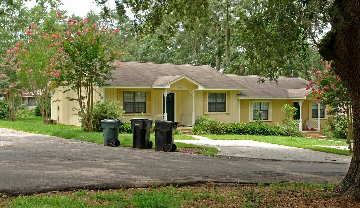 1556-1558 Coombs Dr in Tallahassee, FL - Building Photo