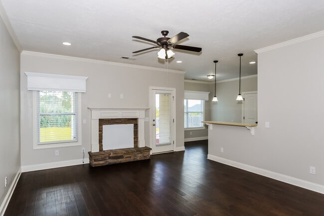 120 Wiley Dr in Grovetown, GA - Building Photo - Building Photo