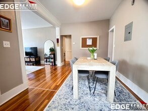 16 Fuller St, Unit 5 in Brookline, MA - Foto de edificio - Building Photo