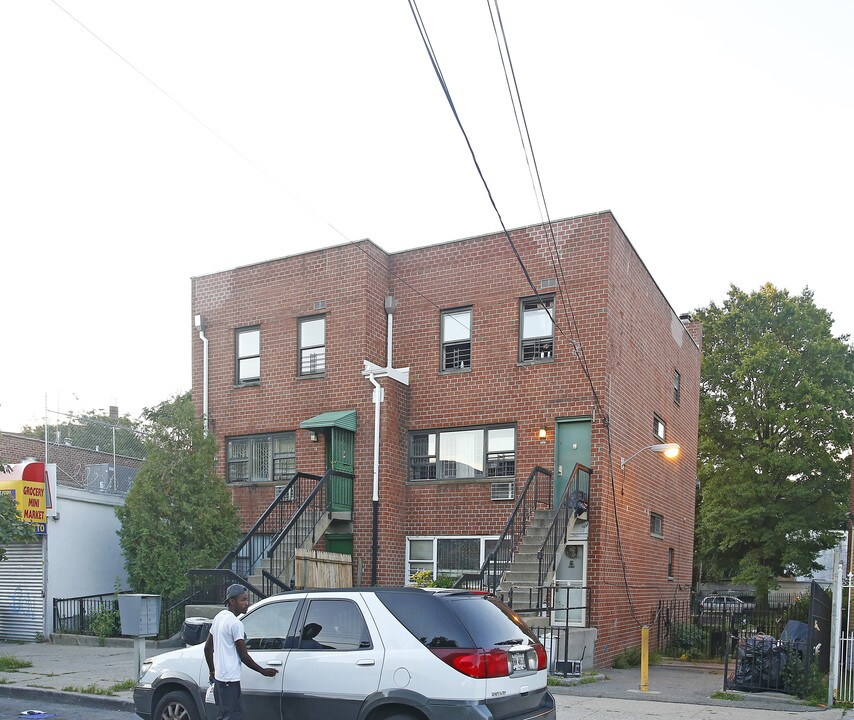 1078 Hegeman Ave in Brooklyn, NY - Building Photo