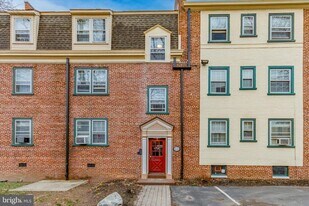 633 Beulah Pl in Philadelphia, PA - Building Photo